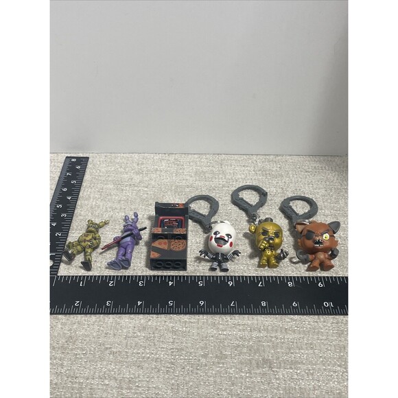 Lot Of Funko Micro Articulated Figures Five Nights at Freddy's FNAF 2016 - Picture 6 of 6